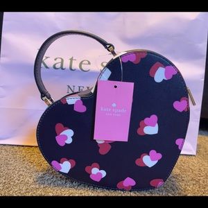 Kate Spade New York Love Shack Flutter Heart Printed Black Pink Multi  Crossbody